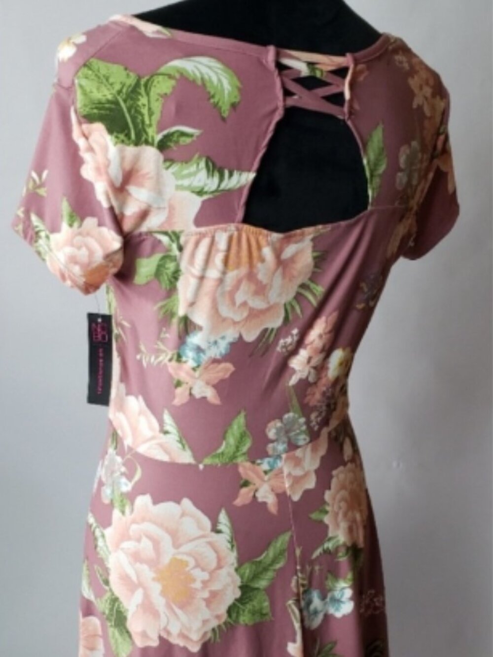 No Boundaries Floral Skater Dress Size Large NEW NWT - Picture 2 of 6